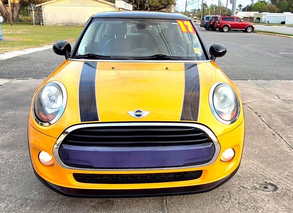 2017 MINI Cooper Base's photo