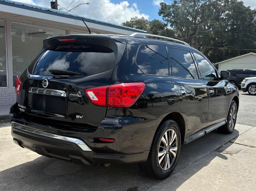 2017 Nissan Pathfinder SV - Photo 6