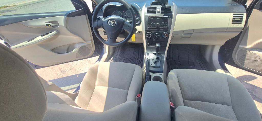 2013 Toyota Corolla LE Special Edition - Photo 10